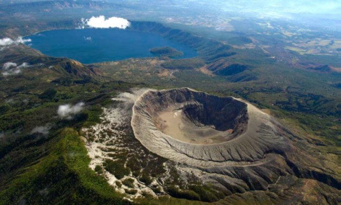 Cuántos volcanes hay en honduras